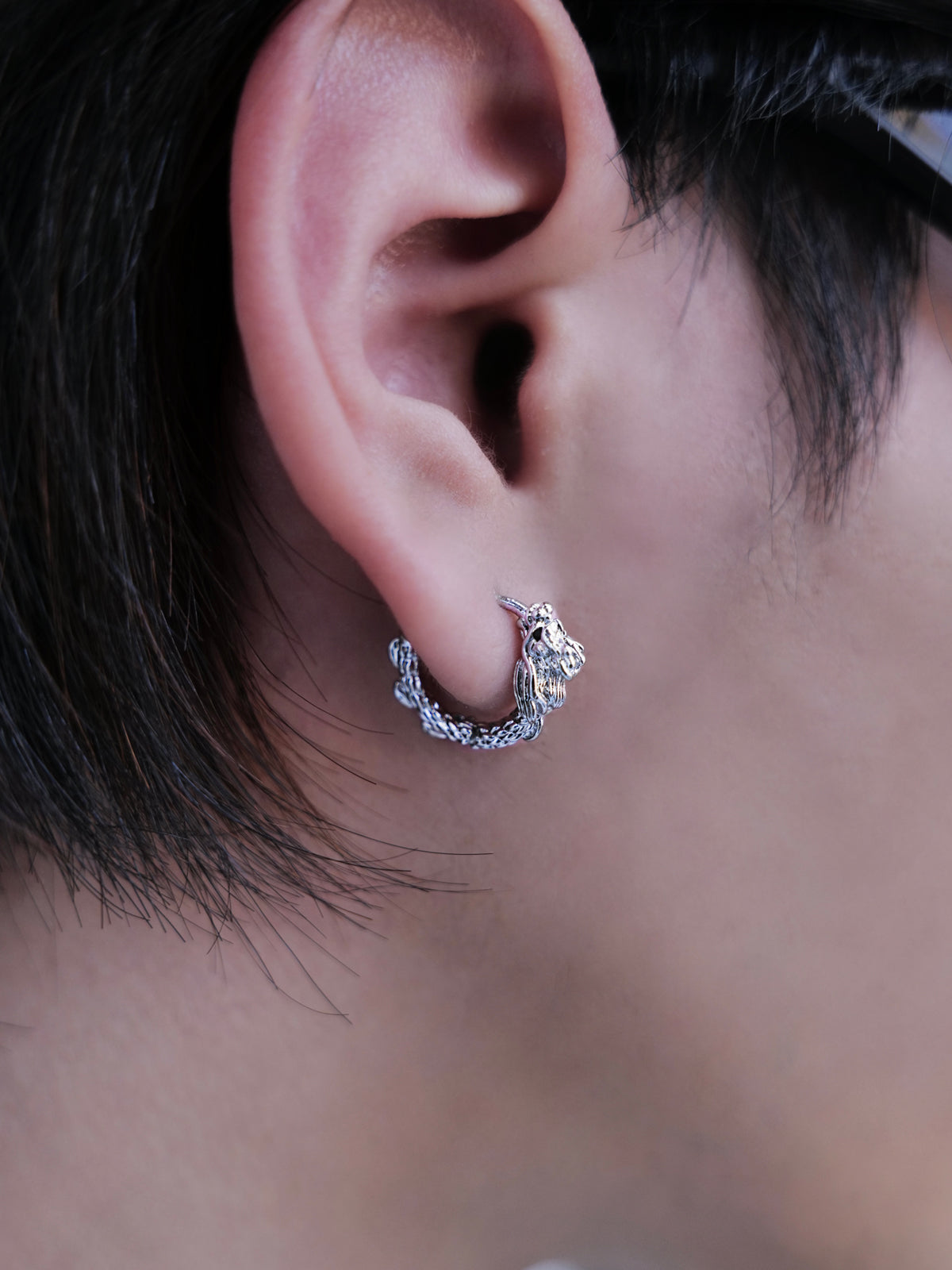 Silver Plain Ring Dragon Pattern Earrings