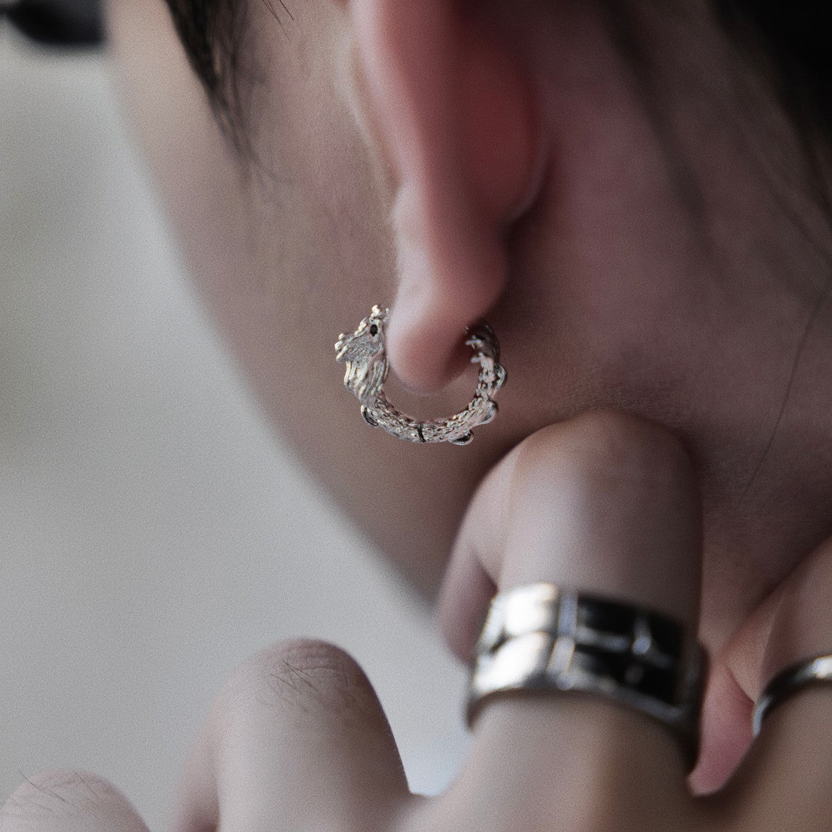 Silver Plain Ring Dragon Pattern Earrings